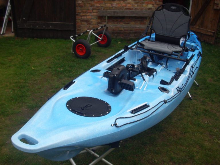 Mako 10 Impulse Drive, Peddalantrieb Riot Kayaks Paddel Store