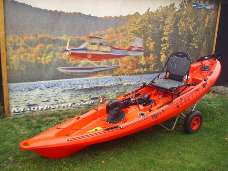 Mako 10 Angler camo Impulse Drive Riot Kayaks Paddel Store