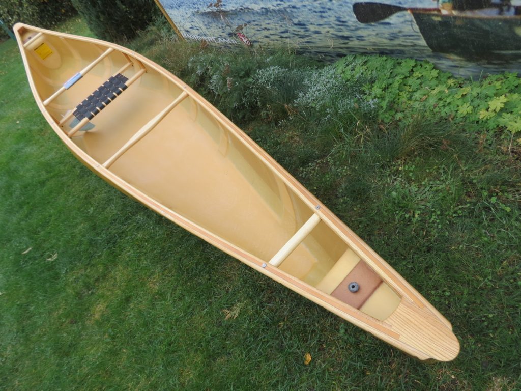 Argosy 14’6“ Kevlar Wood Ultraleicht Canoe Wenonah Paddel Store