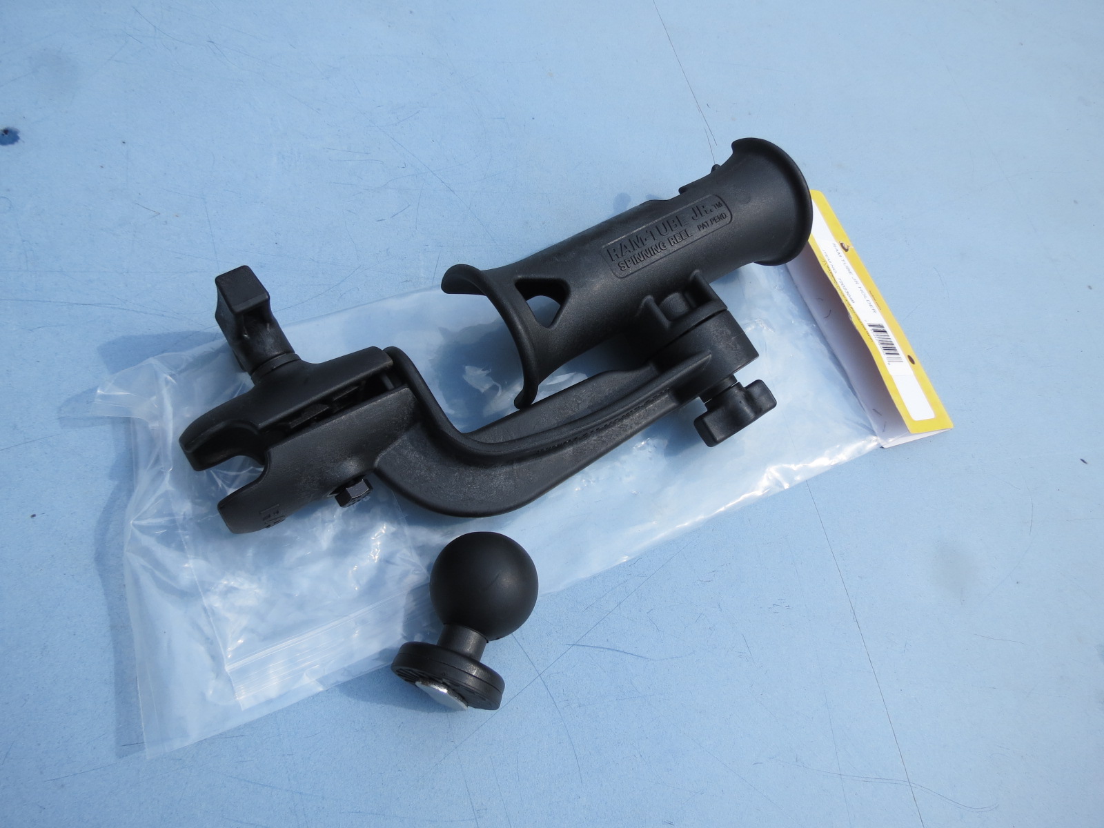 RAM Tube JR Rutenhalter inkl. 1/2" Zoll Track Ball - Hobie Kaykas – Bild 3